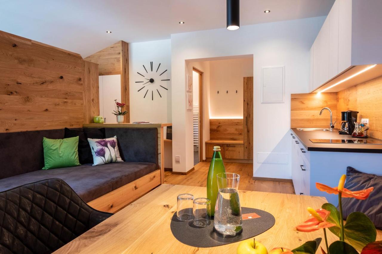 Luisl Hof - Apartment Pomum Cornaiano Eksteriør billede