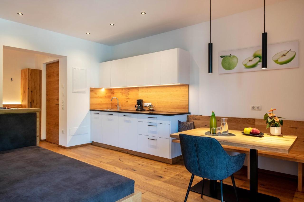 Luisl Hof - Apartment Pomum Cornaiano Eksteriør billede
