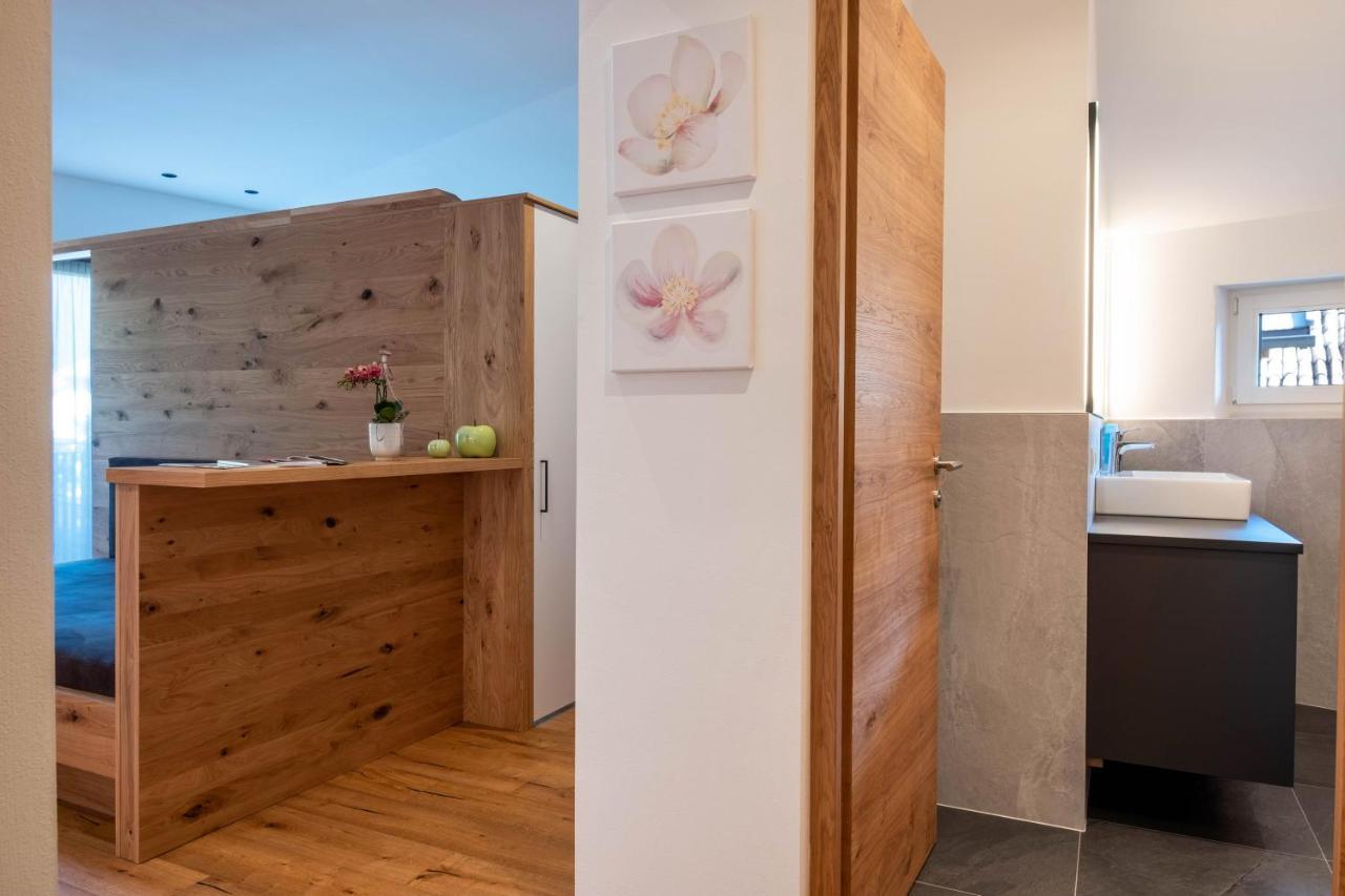 Luisl Hof - Apartment Pomum Cornaiano Eksteriør billede