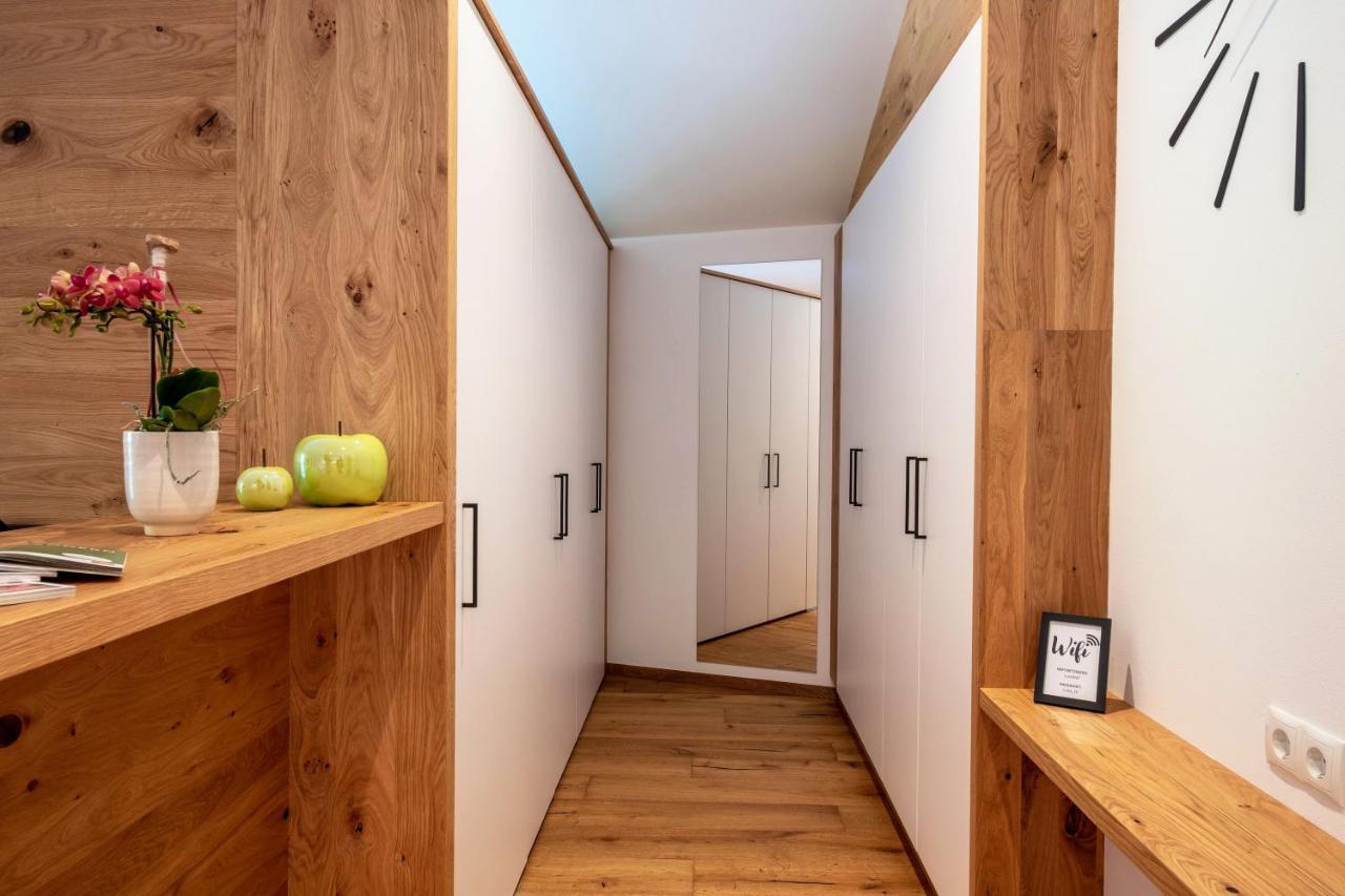 Luisl Hof - Apartment Pomum Cornaiano Eksteriør billede